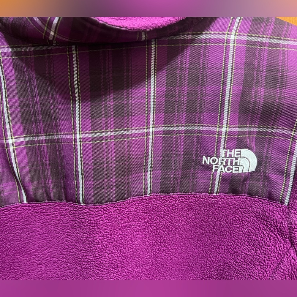 North Face Denali Jacket - Picture 3 of 10